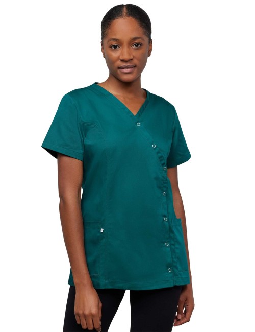 Blouse médicale blanche et couleur sage femme puericulture gynécologie