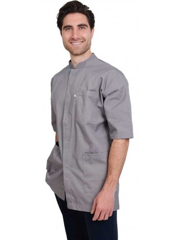 Medical tunic for men with hidden press studs.